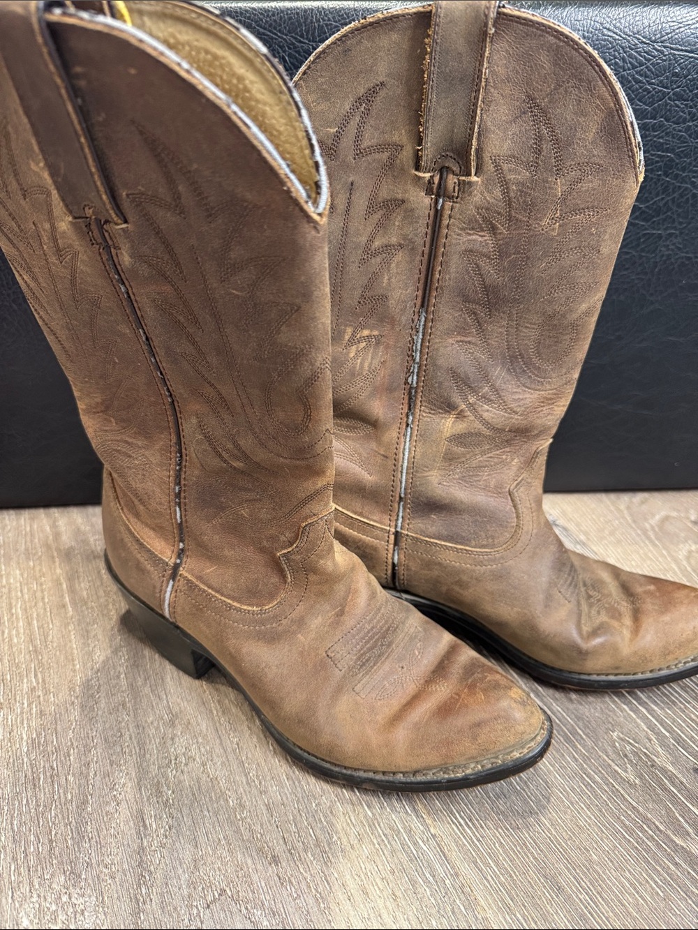 Durango Brown Leather Western Pull-On Boots